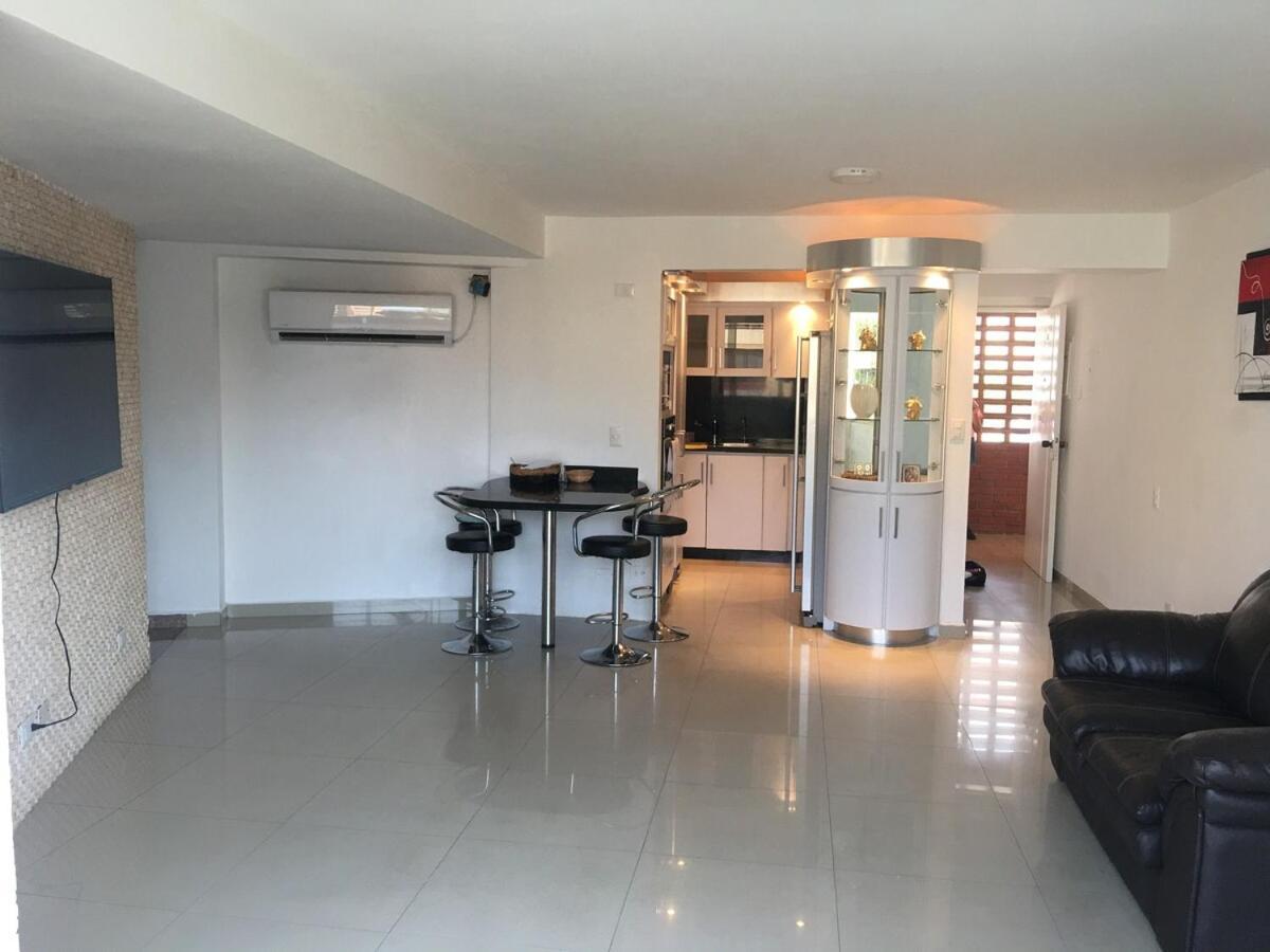 Caraballeda Comodo Apartamento Vacacional מראה חיצוני תמונה