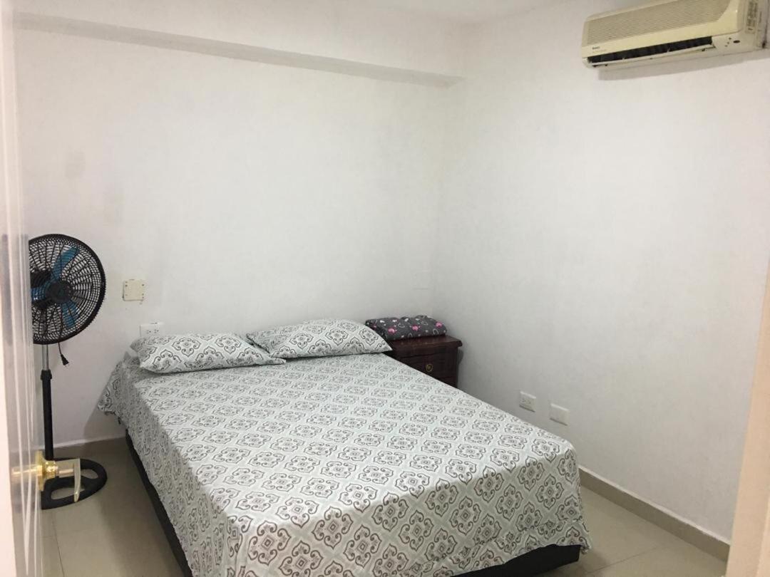 Caraballeda Comodo Apartamento Vacacional מראה חיצוני תמונה